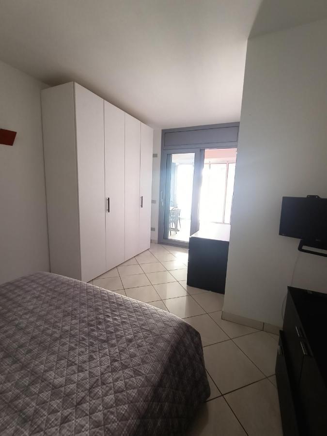 Lungomare Apartment Savona